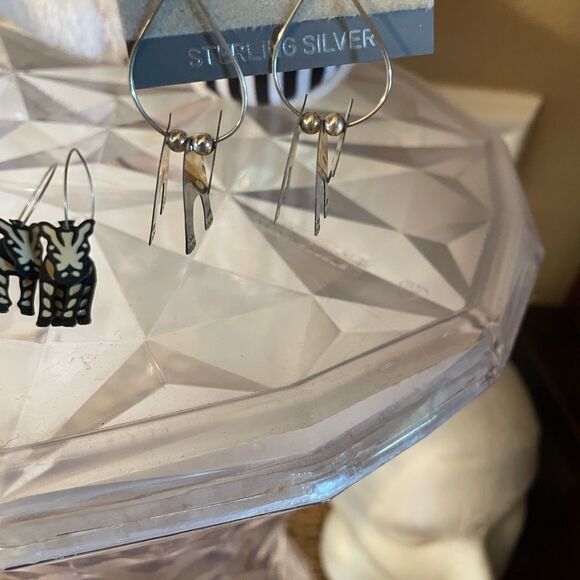 Sterling Silver 3D Elephant and Zebra Hoop Earrings - Picture 9 of 15